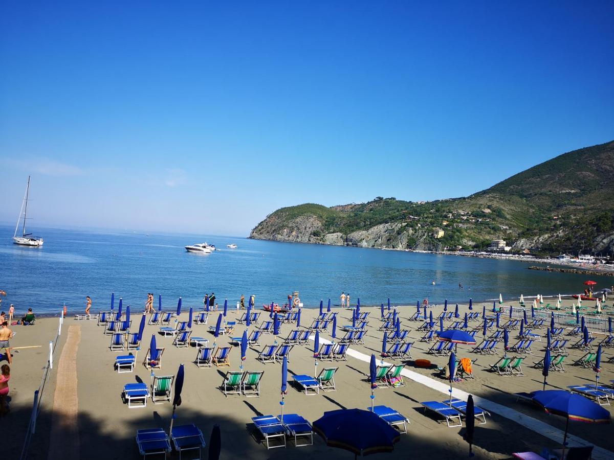 Elegant And Sea View Excelsior Apartment Levanto Exteriér fotografie