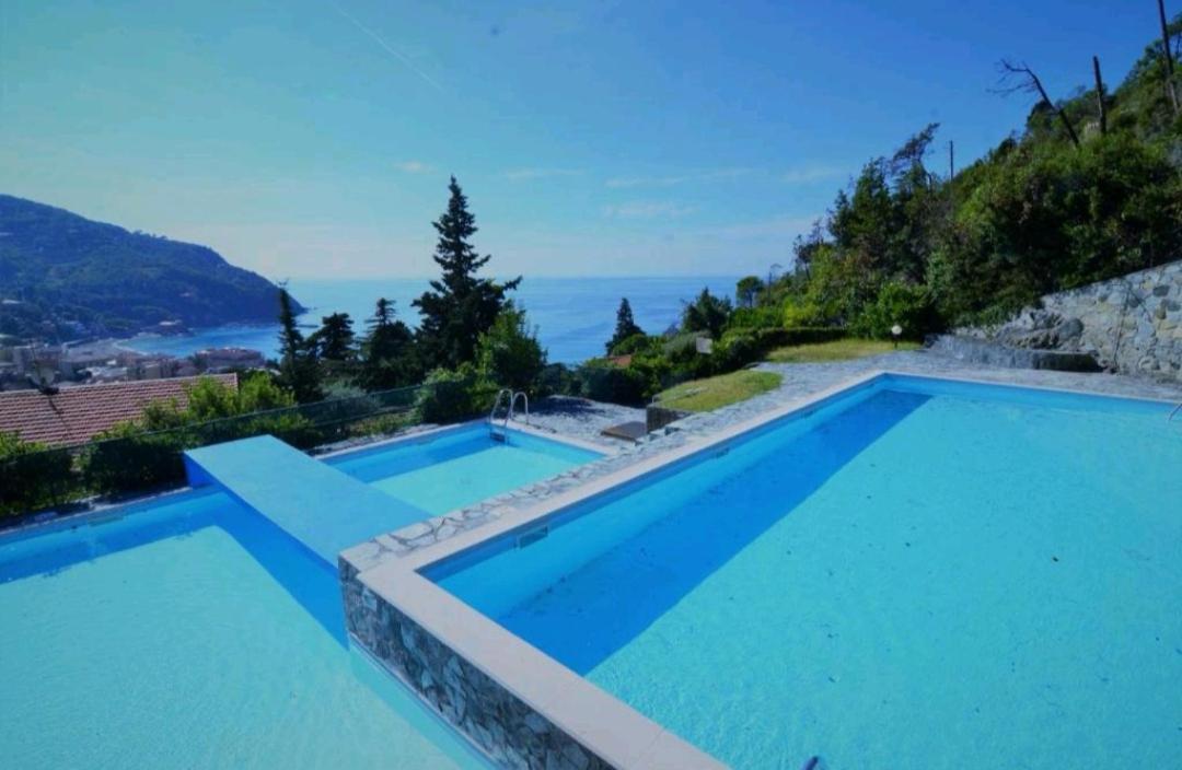 Elegant And Sea View Excelsior Apartment Levanto Exteriér fotografie