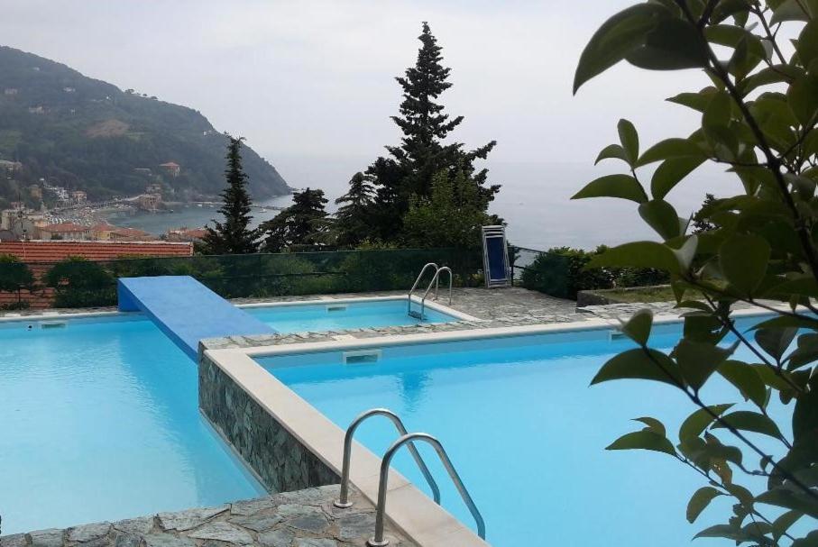 Elegant And Sea View Excelsior Apartment Levanto Exteriér fotografie